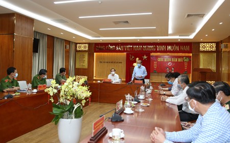 Phó Thủ tướng Thường trực chúc Tết Công an TPHCM